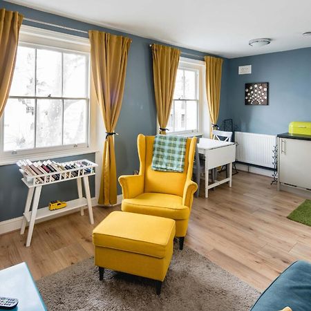 런던 Superb 1Bd Flat In The Heart Of Camden Town 아파트 외부 사진