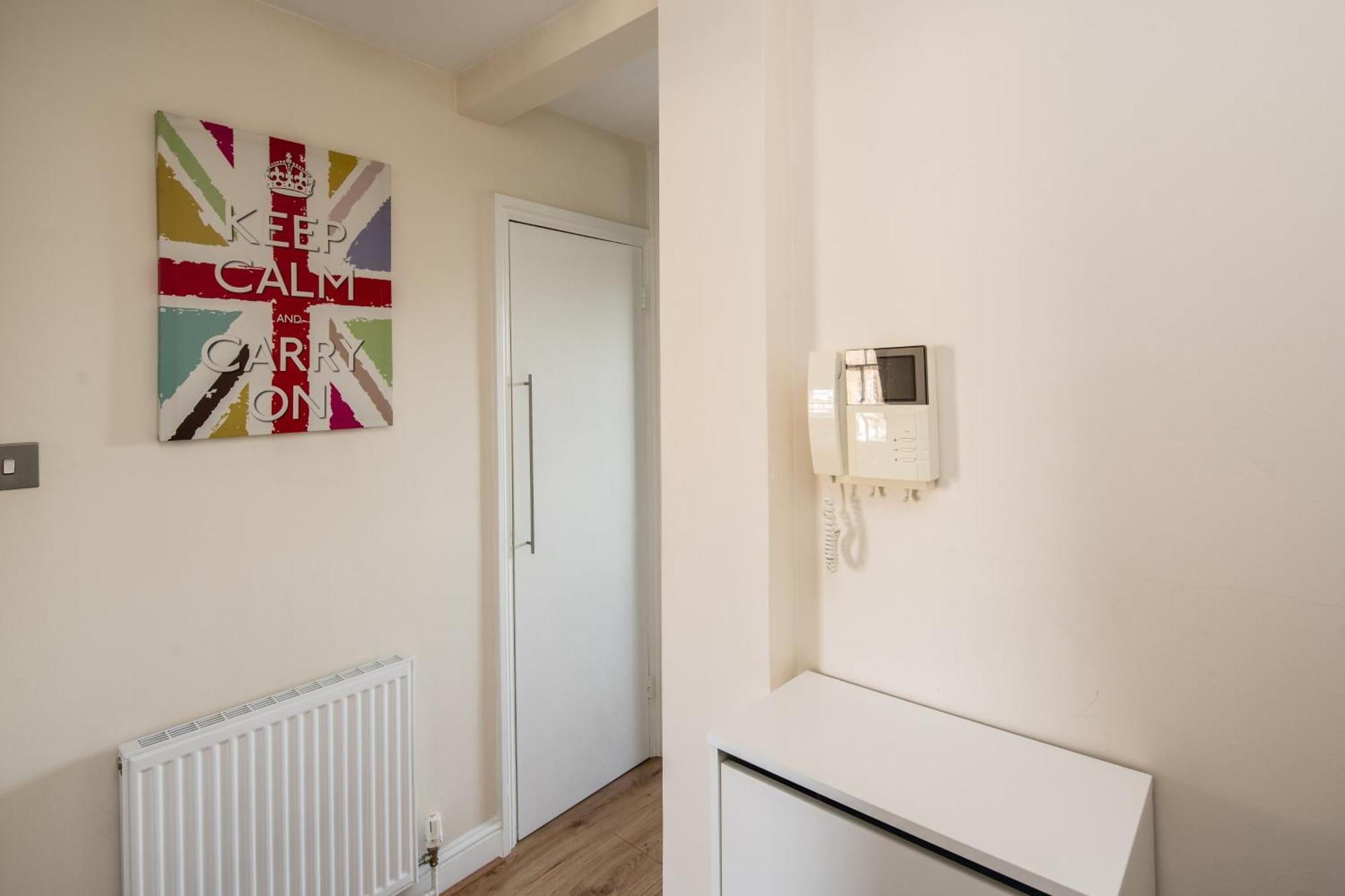 런던 Superb 1Bd Flat In The Heart Of Camden Town 아파트 외부 사진